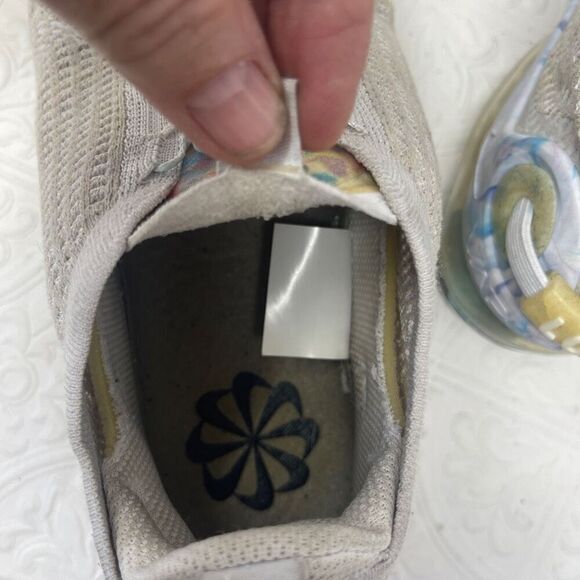 Nike Summit Cream Air VaporMax Flyknit 2020 Athletic Sneaker Shoes Size 8 - Picture 7 of 8